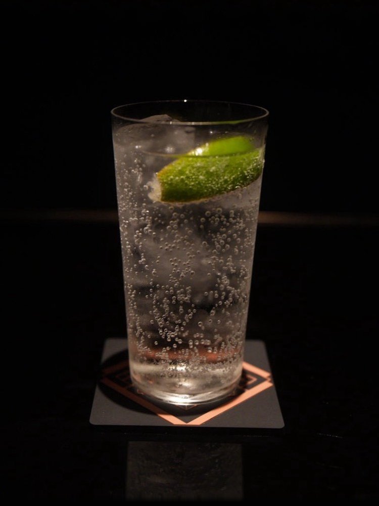 Opaque Gin Tonic